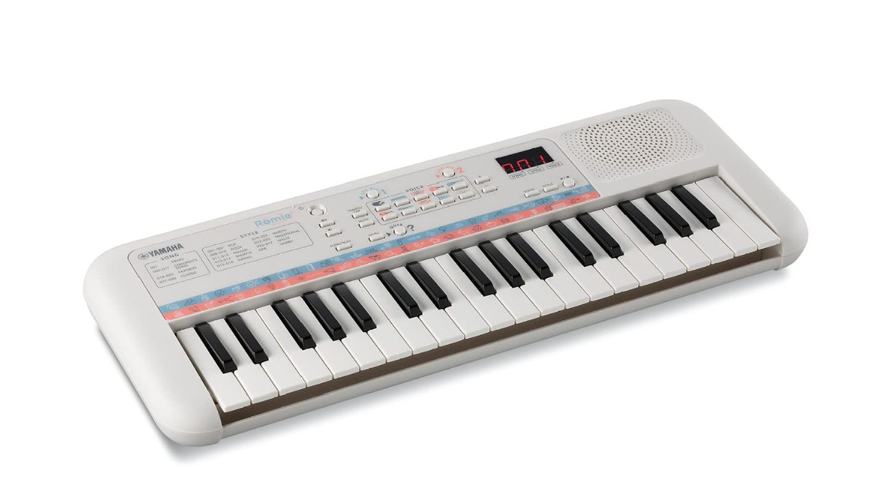 Yamaha Remie PSS-E30 Mini Keyboard