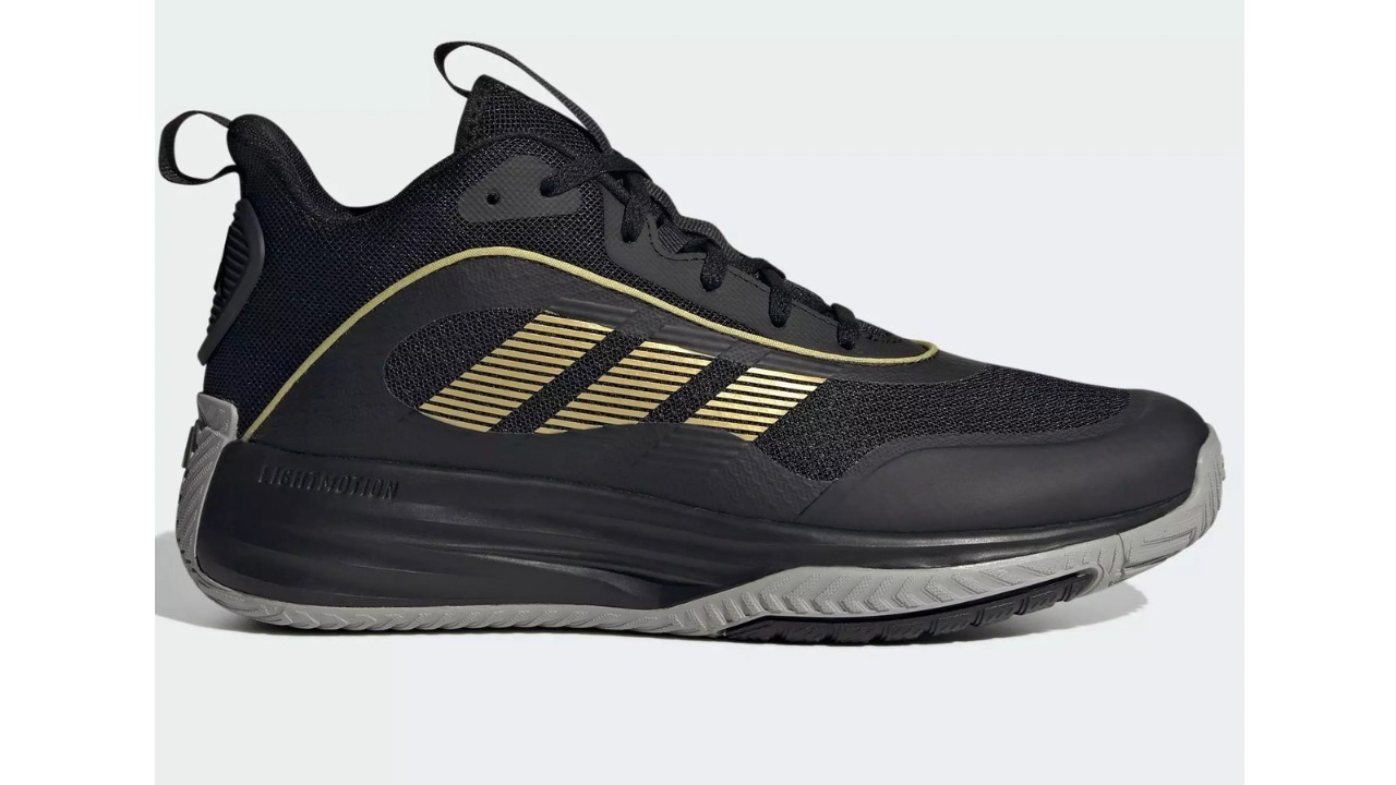 adidas Basketball & Lifestyle Own the Game 3 Shoes Men Black IF4566