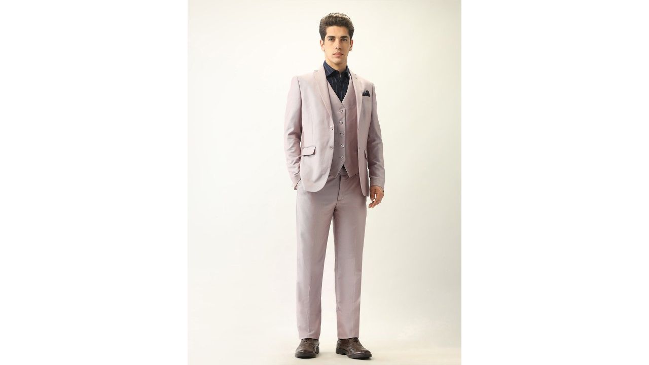 Arrow Tailored Fit 3-Piece Suits
