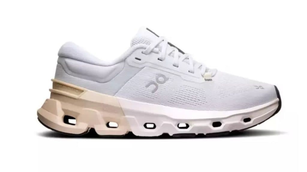 On Cloudflyer 5 Women's Shoe Arctic | Cream