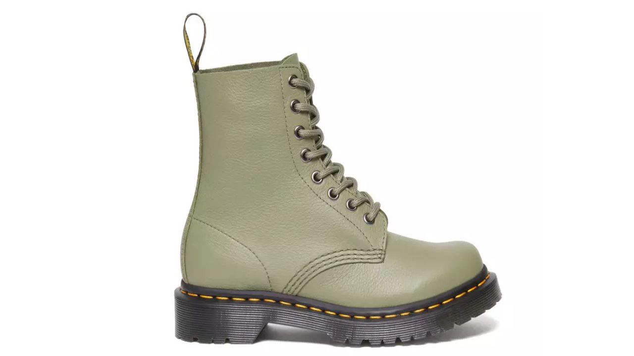 Dr. Martens 1460 Pascal Virginia Leather Boots Olive Green Women
