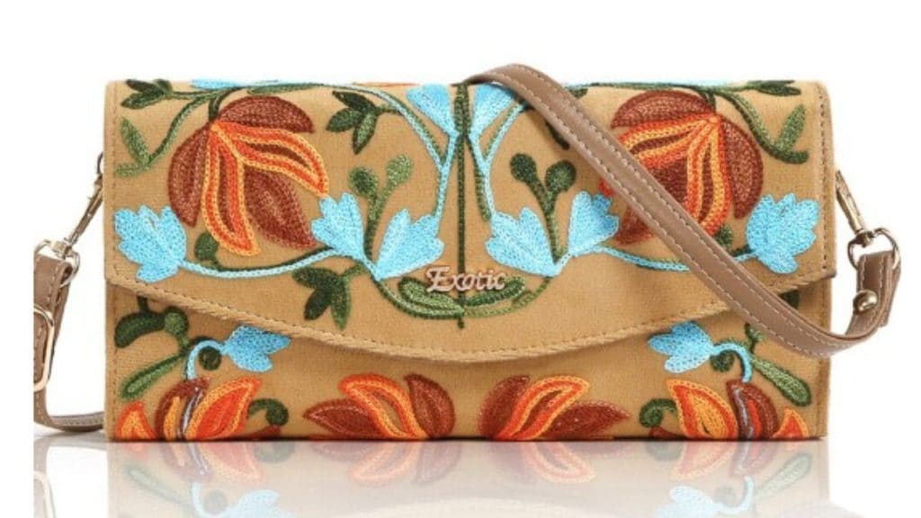 Exotic Women Printed Purse Clutch
