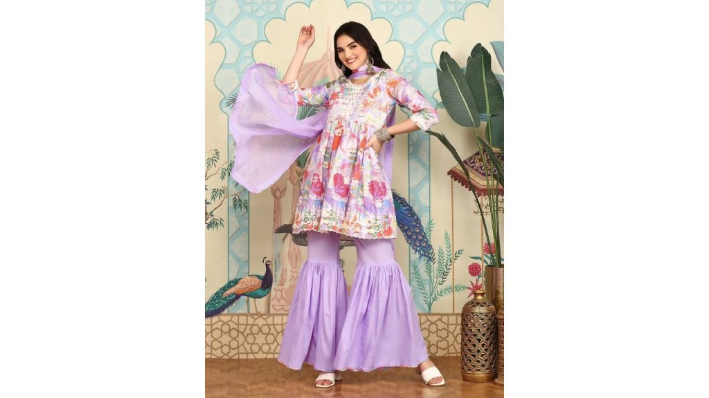 Ishin Women Pure Cotton Palazzo Dupatta Set