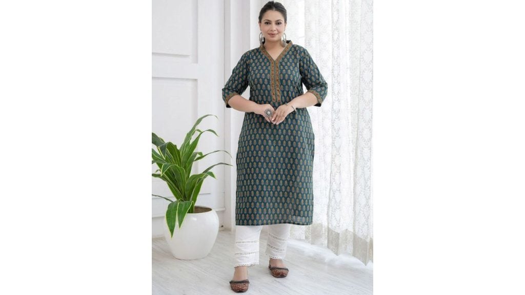 Nayo Plus Size Floral Printed Cotton Straight Kurta