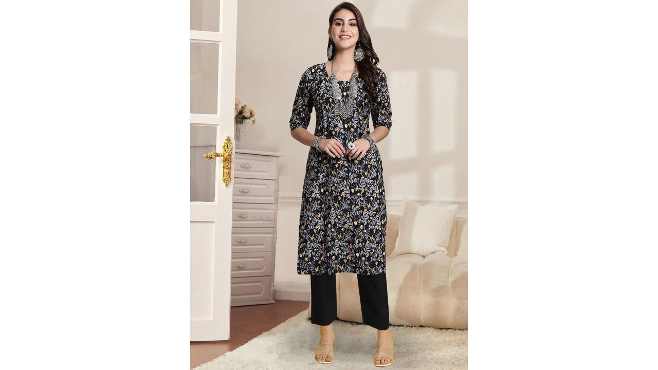 7Threads Floral Printed Round Neck Straight Kurta With Trouser