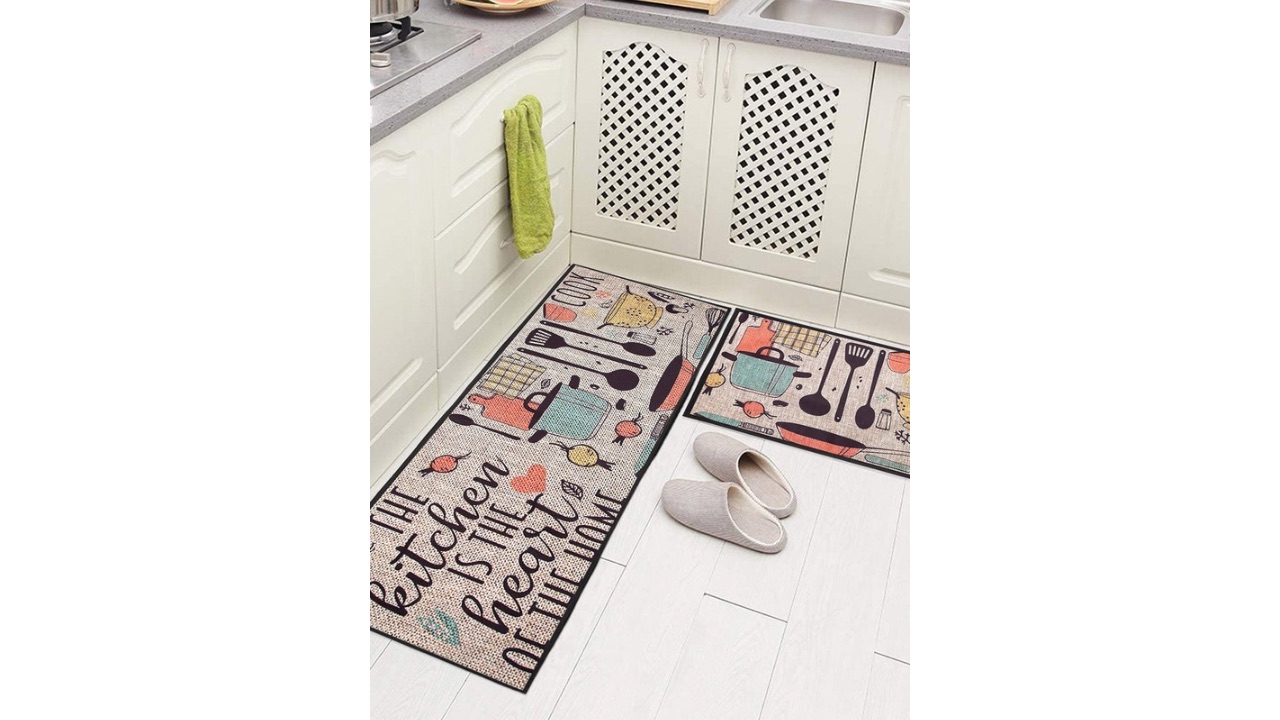 AAZEEM Beige 2-Pieces Printed Floor Runner & Mat