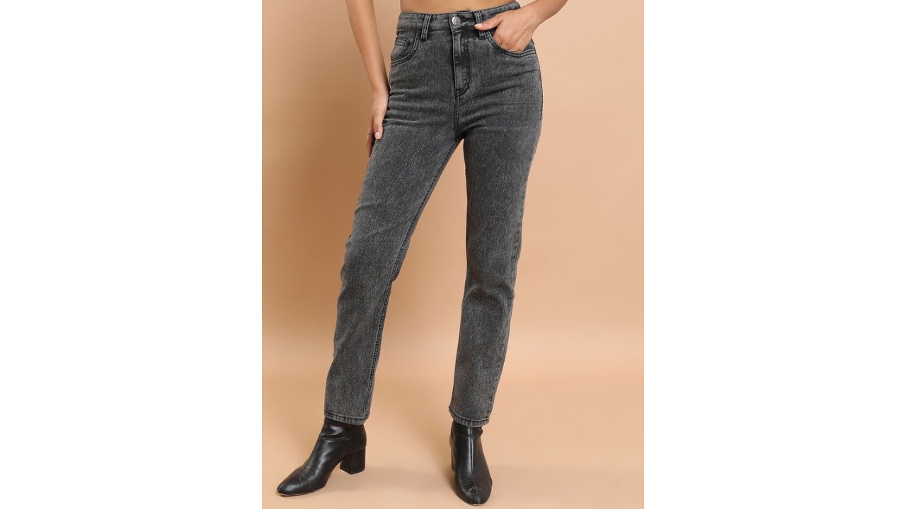 Basics By Tokyo Talkies Women Straight Heavy Fade Clean Look Stretchable Jeans