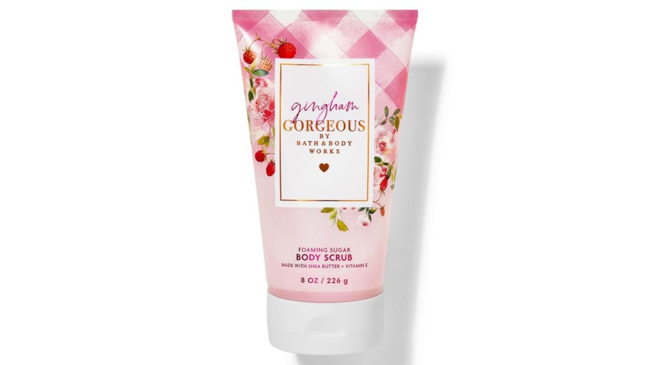 Bath & Body Works Gingham Gorgeous Foaming Sugar Body Scrub with Shea Butter & Vit E- 226g