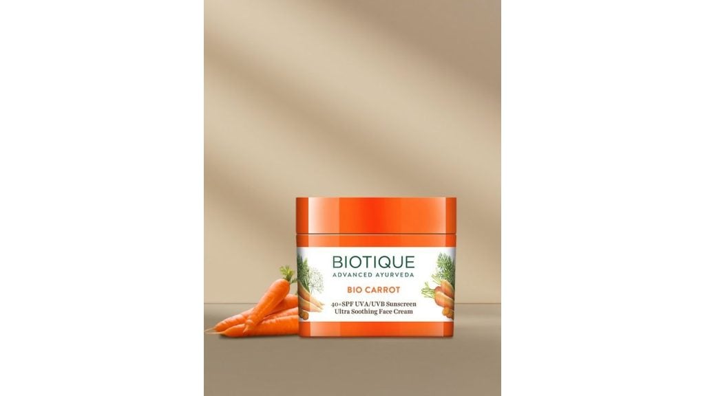 Biotique Sun Shield Carrot 40+ SPF Ultra Protective Face Cream For Normal to Oily Skin 50g