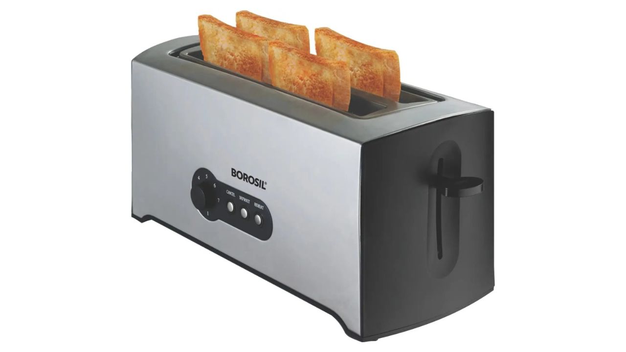 Borosil Krispy 4-Slice Toaster: The Family Feeder