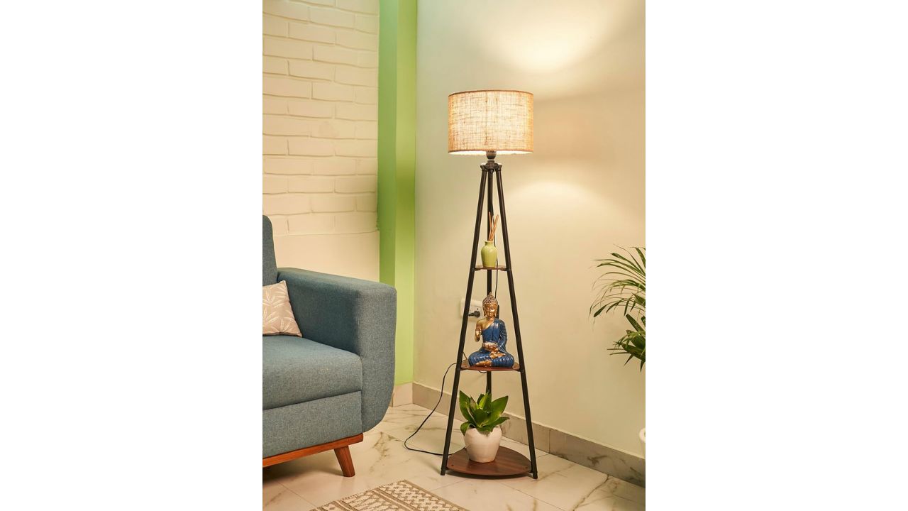 Crosscut Furniture Metal Floor Lamp with 3 Shelves