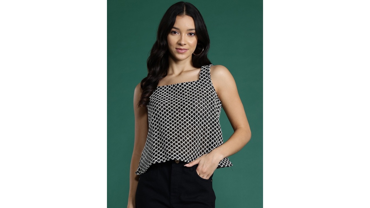 DressBerry Geometric Chrochet Top
