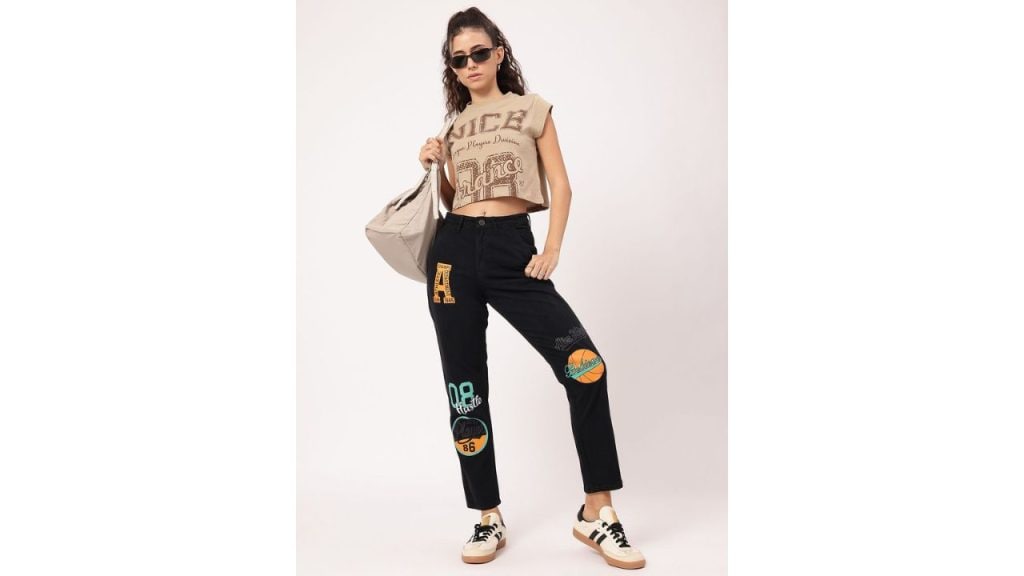 DressBerry Women Sporty Printed Straight Fit Jeans