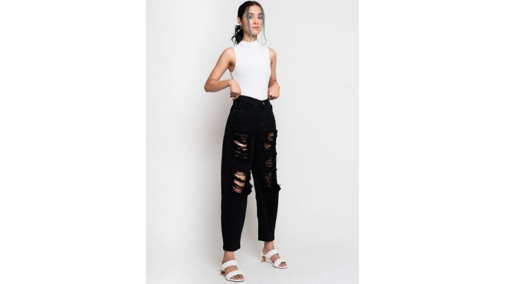 FREAKINS Women Black Relaxed Fit High-Rise Highly Distressed Cotton Jeans