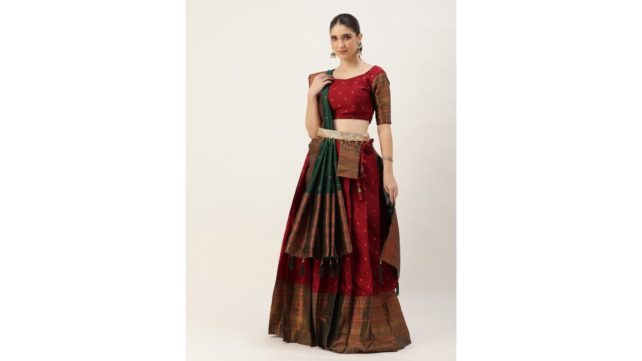 Fabcartz Semi-Stitched Lehenga & Unstitched Blouse With Dupatta