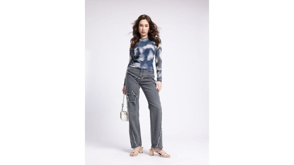 Glitchez Women Straight Fit Applique Frayed Jeans