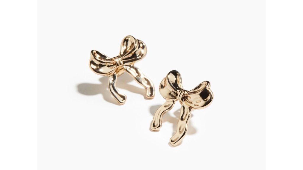 H&M Bow-Shaped Stud Earrings