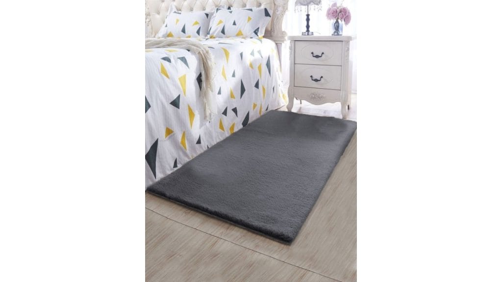 LUXEHOME INTERNATIONAL Grey Floor Runner INTERNATIONAL Grey Floor Runner