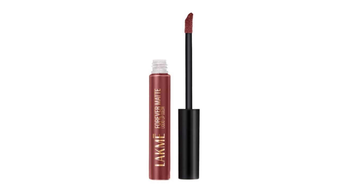 Lakme Forever Matte Lightweight & Transferproof 16Hr Liquid Lipstick 5.6ml - Nude Dream