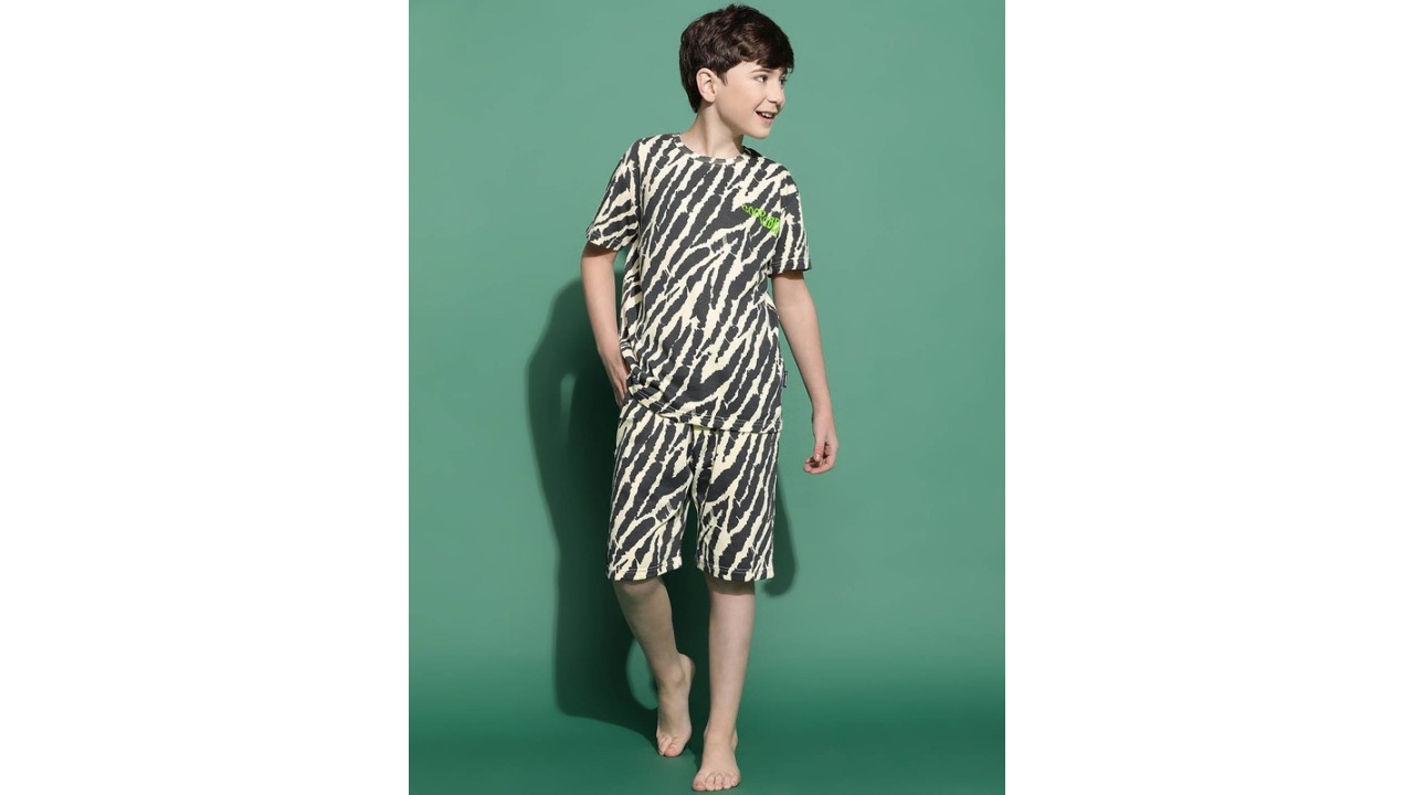 Lil Tomatoes Boys Abstract Printed Night suit