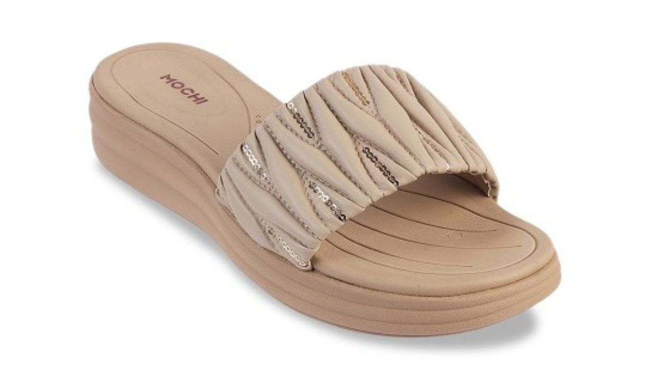 Mochi Embellished Open Toe Flatform Heels