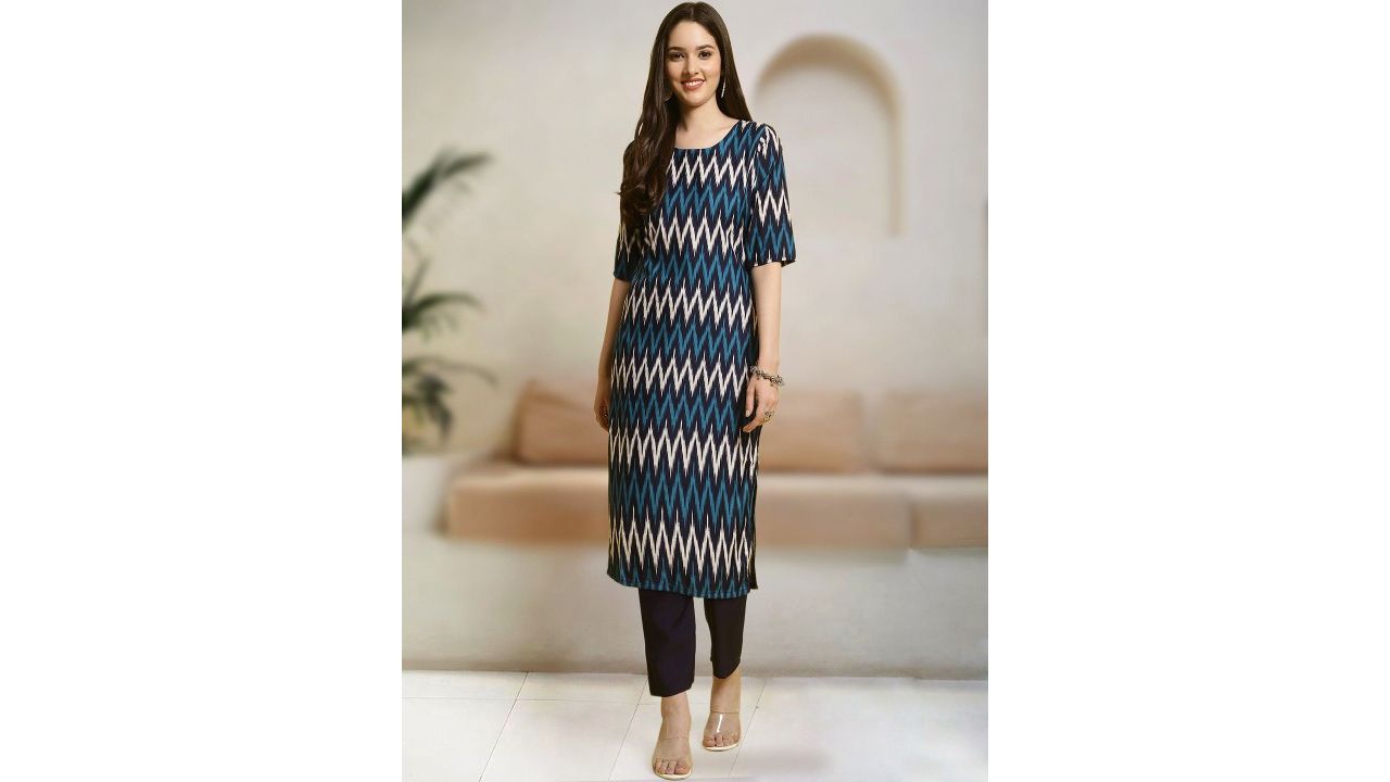 Moda Rapido Chevron Printed Round Neck Straight Kurta with Trousers