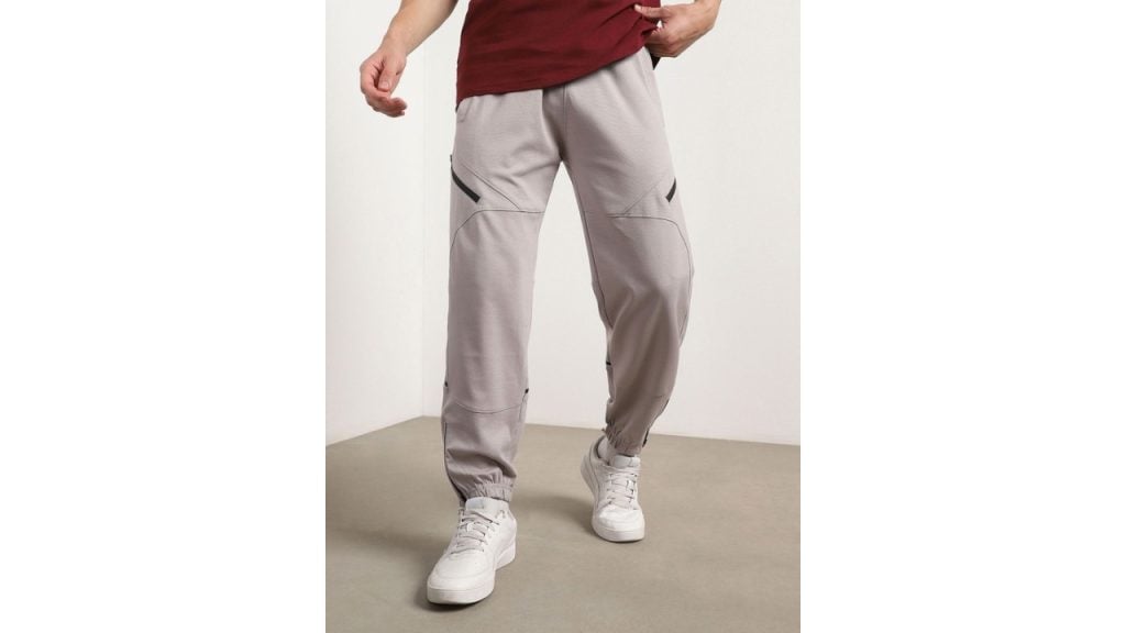 NOBERO Men Oversized Travel Joggers