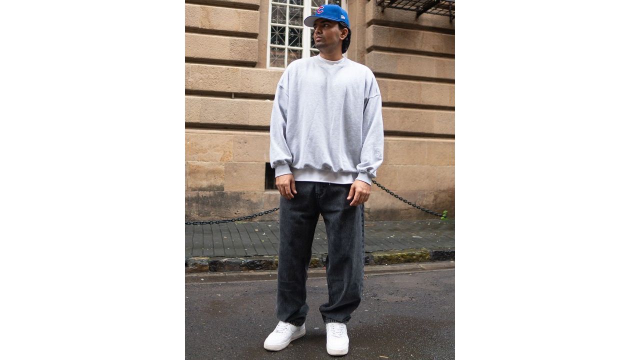 Powerlook Men Baggy Comfort Fit Mid-Rise Light Fade Jeans