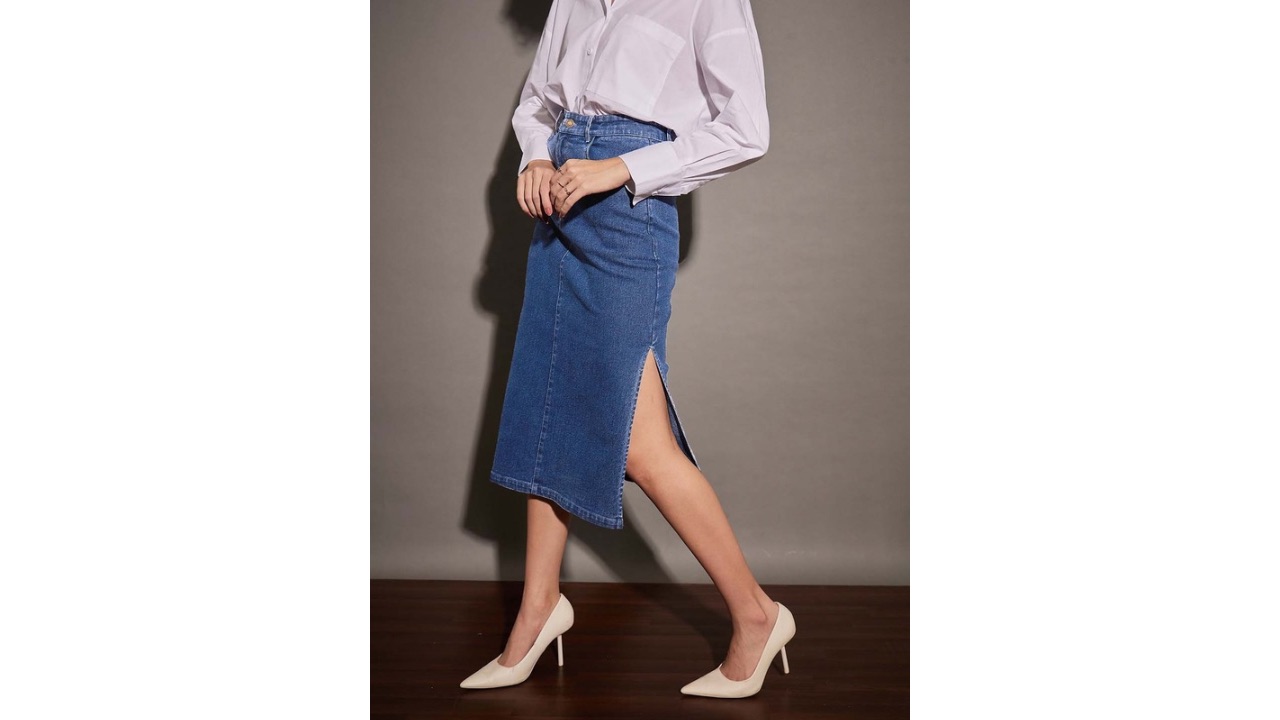 SASSAFRAS Blue Side Slit A-Line Midi Skirt