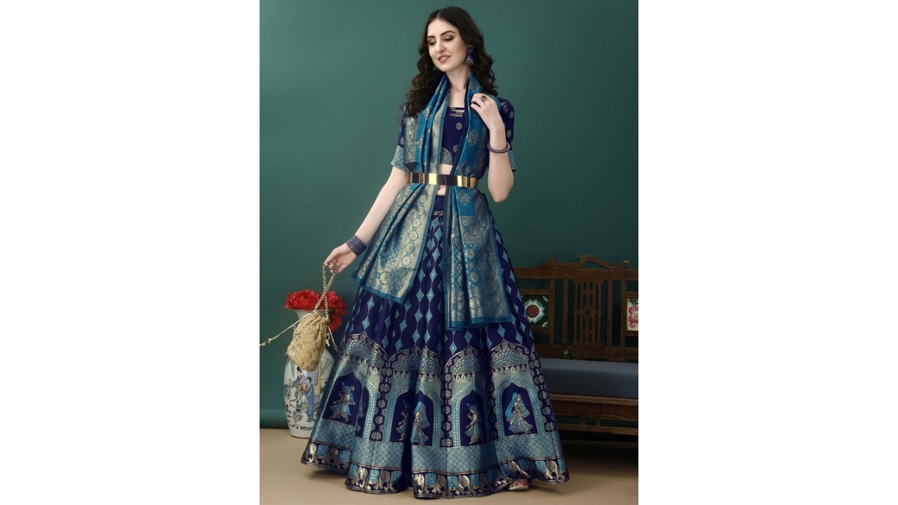 SWAMI STUDIO Ready to Wear Lehenga & Unstitched Blouse With Dupatta