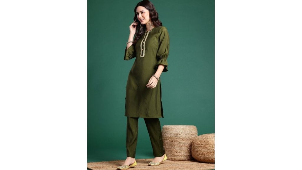 Sangria Round Neck Regular Sequinned Kurta with Trousers & Dupatta
