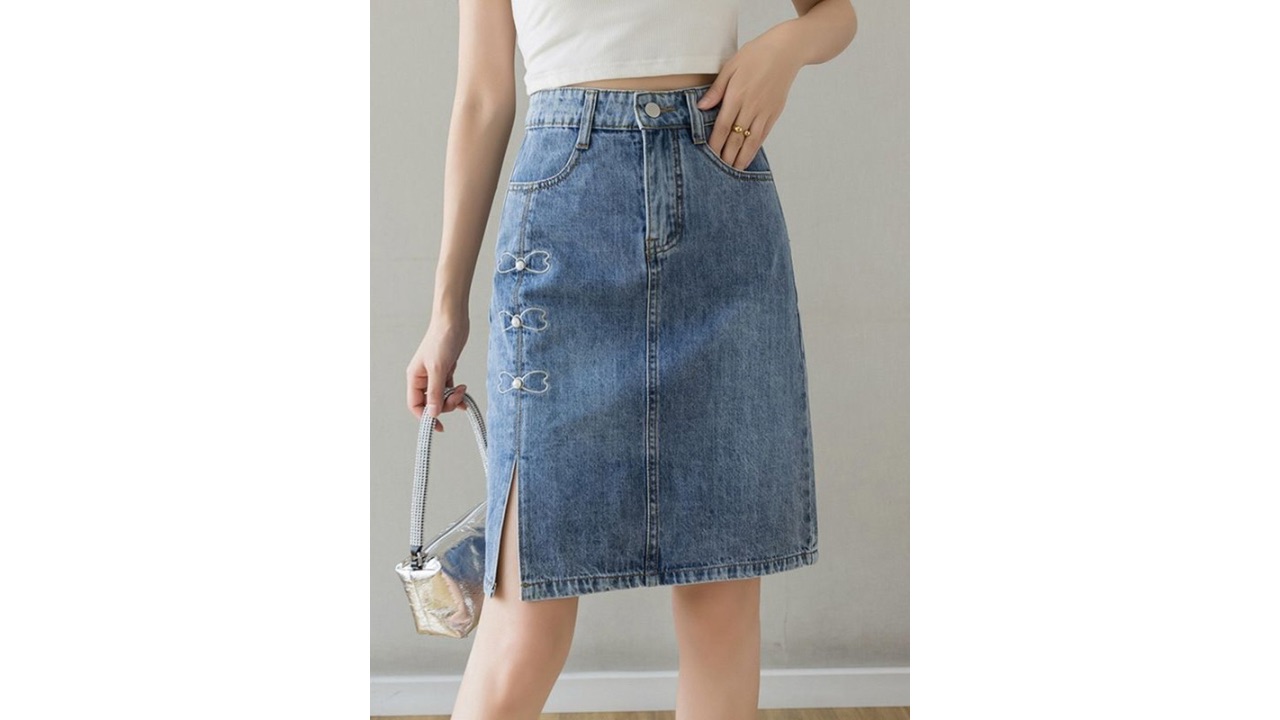 StyleCast Women Washed Straight Skirt