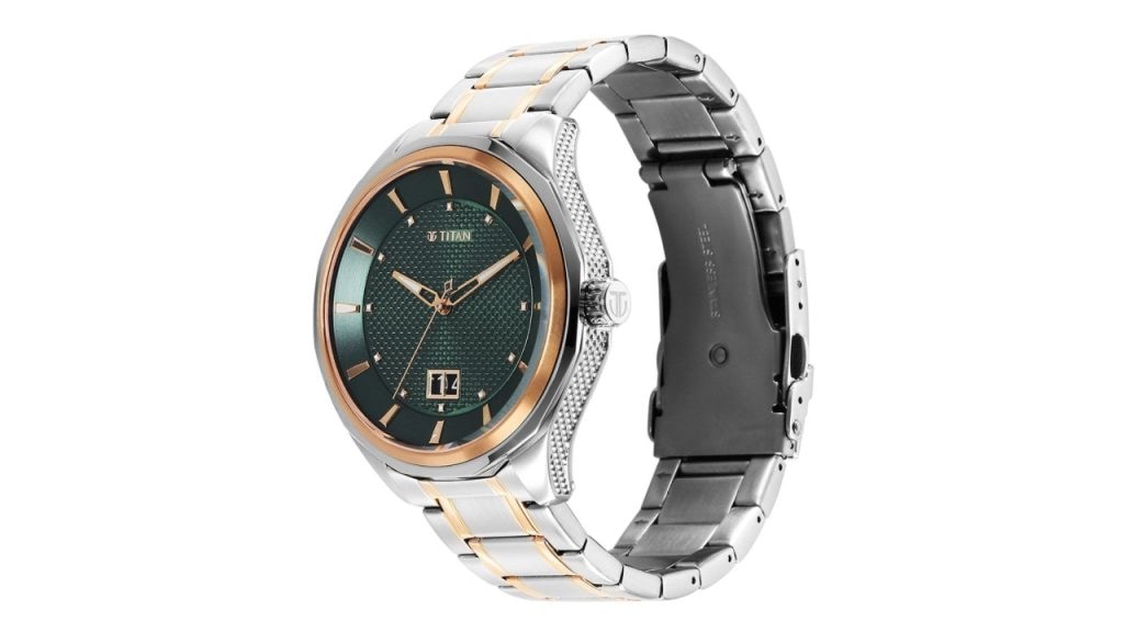 Titan Men Dial & Stainless Steel Bracelet Style Straps Analogue Watch-1829KM06