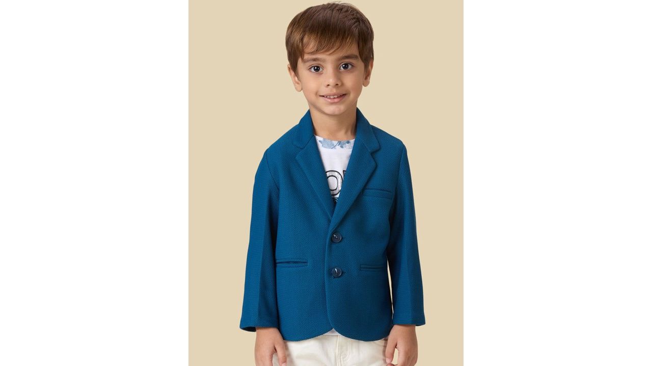 YK Boys Textured Single-Breasted Full Sleeves Blazer With Graphic Printed T-Shirt