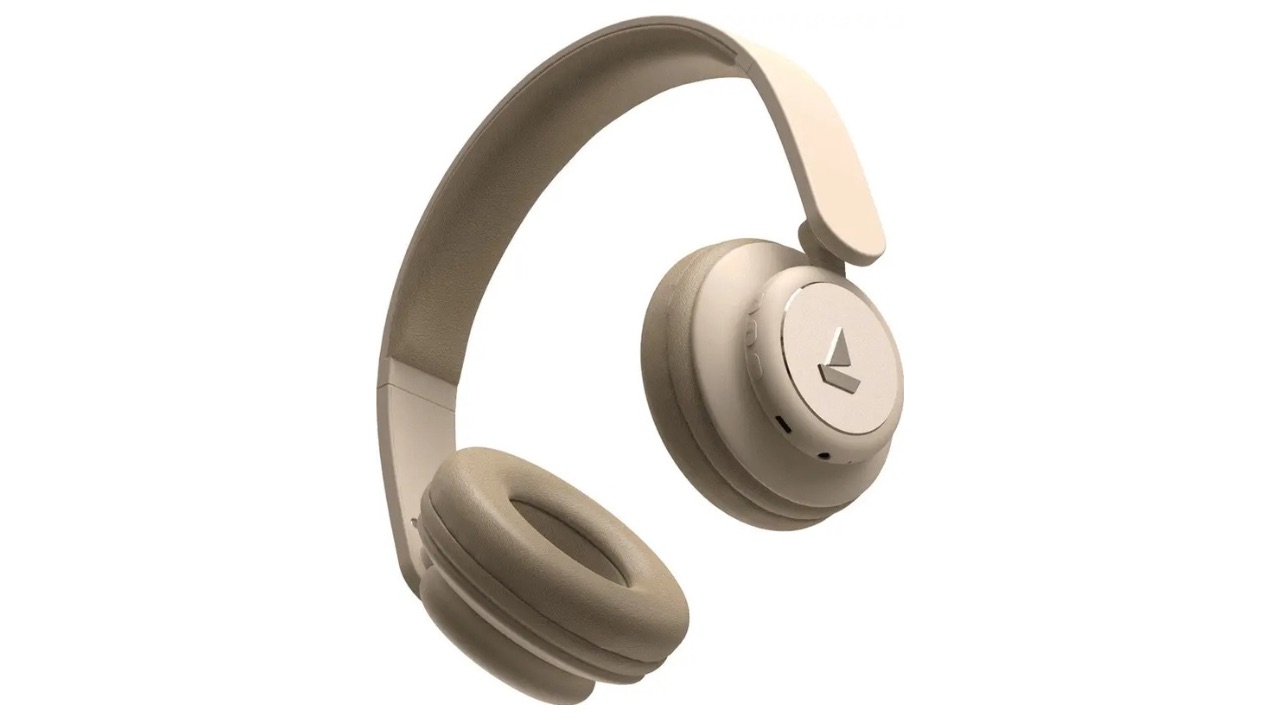 boAt Rockerz 450 Headphones