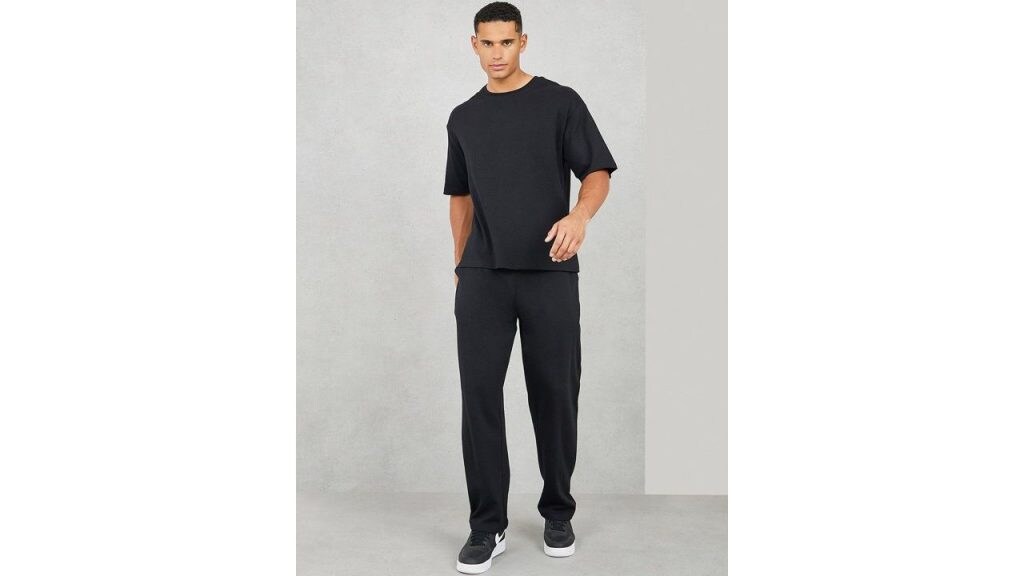 Styli Oversized T-Shirt With Trousers Co-Ords