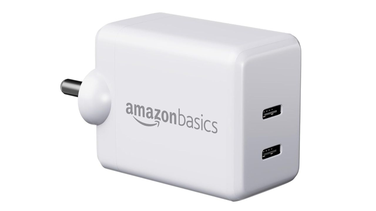 Amazon Basics 45W Dual Type C PD Adapter