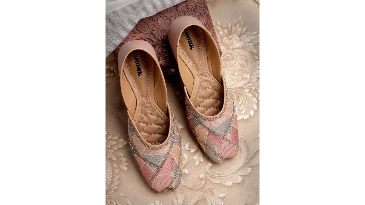 Anouk’s Woven Mojaris: Textured and Tasteful