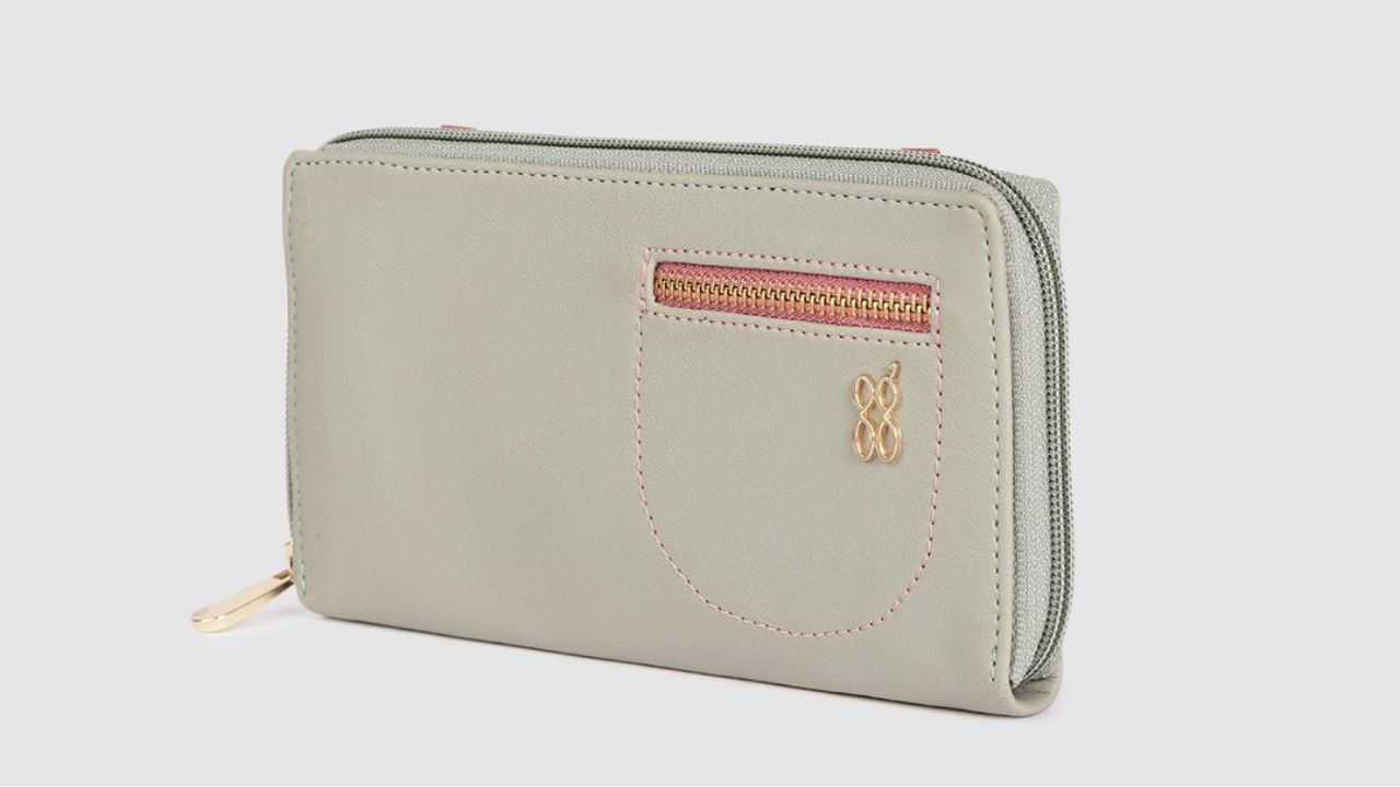 BaggitWomen Green RIHANA ASHLYN Zip Around Wallet