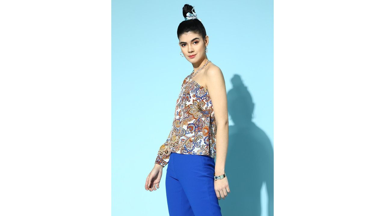 Berrylush Women Classic White Tribal One-Shoulder Top