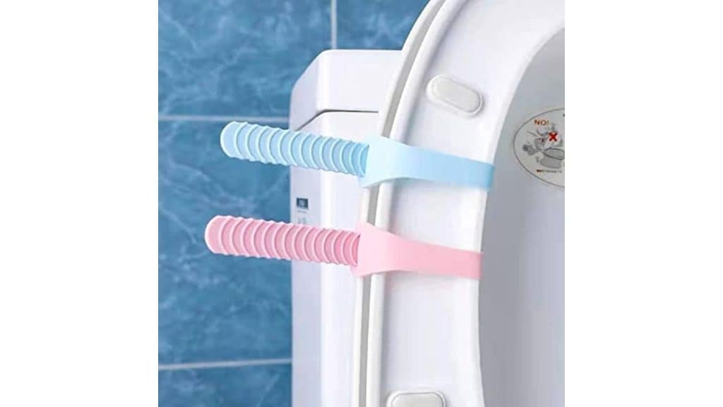 CURATED CART Silicone Toilet Seat Cover Lifter
