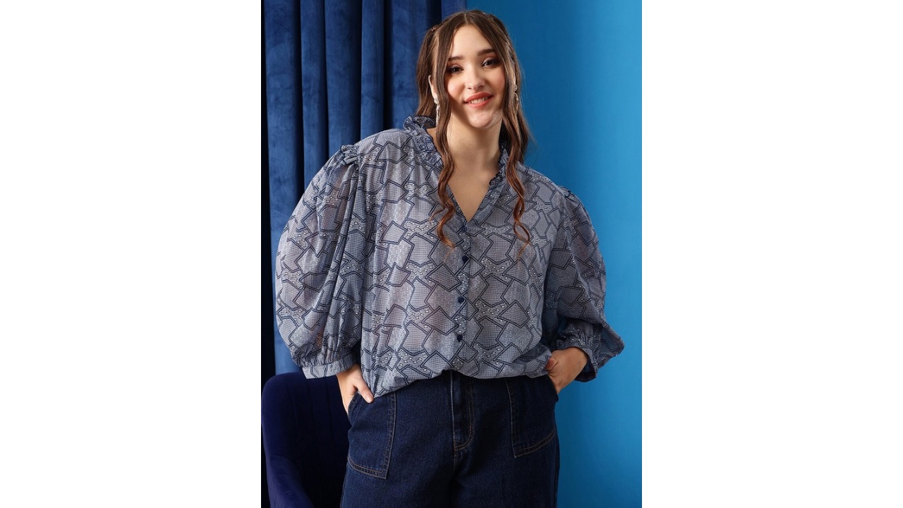 CURVY STREET Plus Size Lavender Geometric Printed Ruffles Shirt Style Top