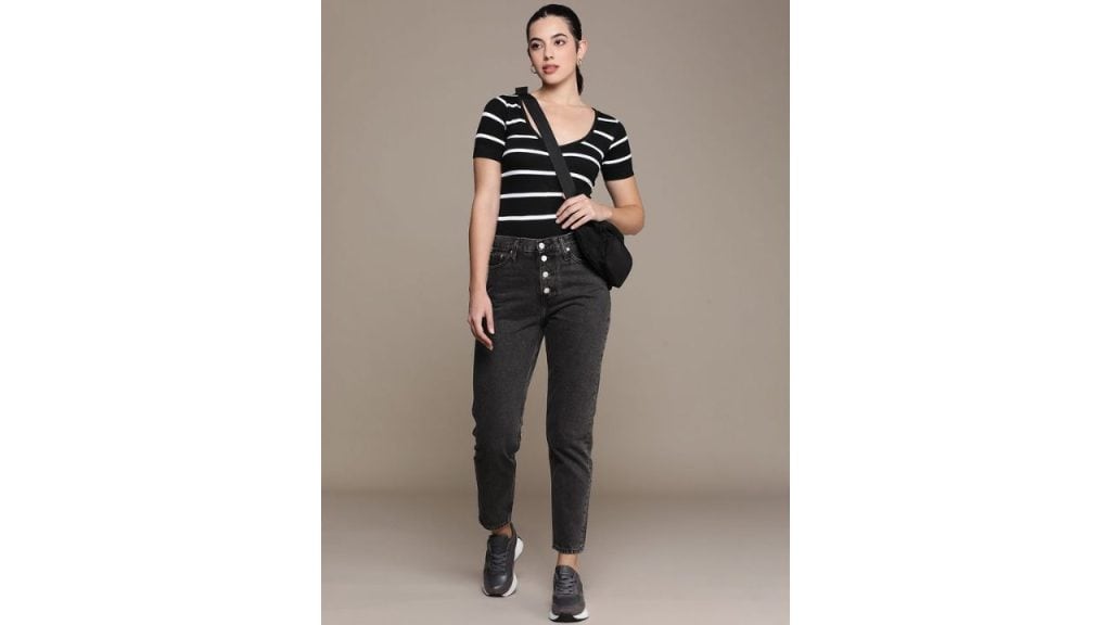 Calvin Klein Jeans Women Pure Cotton Mom Fit Light Fade Jeans