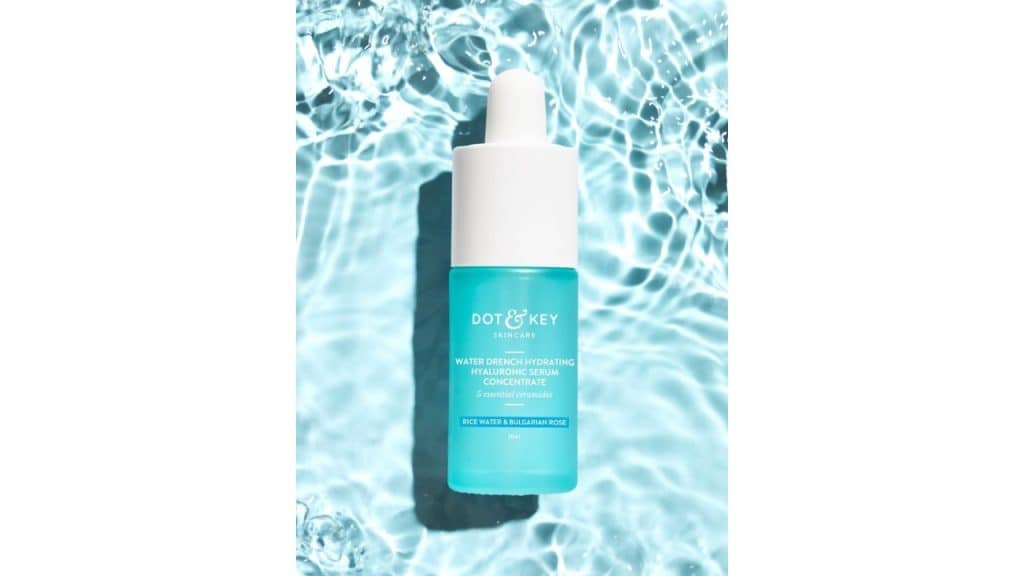 DOT & KEYHydrating Hyaluronic Face Serum with Vitamin C & E for Plump Glowing Skin- 30ml