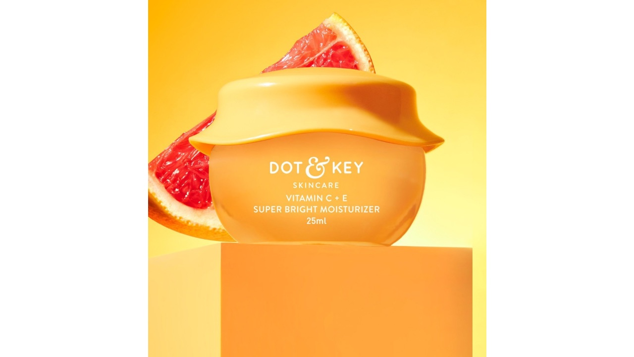DOT & KEYVitamin C+E Oil-Free Moisturizer For Glowing Skin & Fades Dark Spots - 25ml