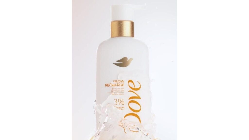 Dove 3% Brightening Serum + Vitamin C Glow Recharge Serum Body Wash - 300 ml