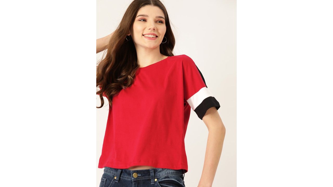 DressBerry Women Red Solid Pure Cotton Round Neck T-shirt