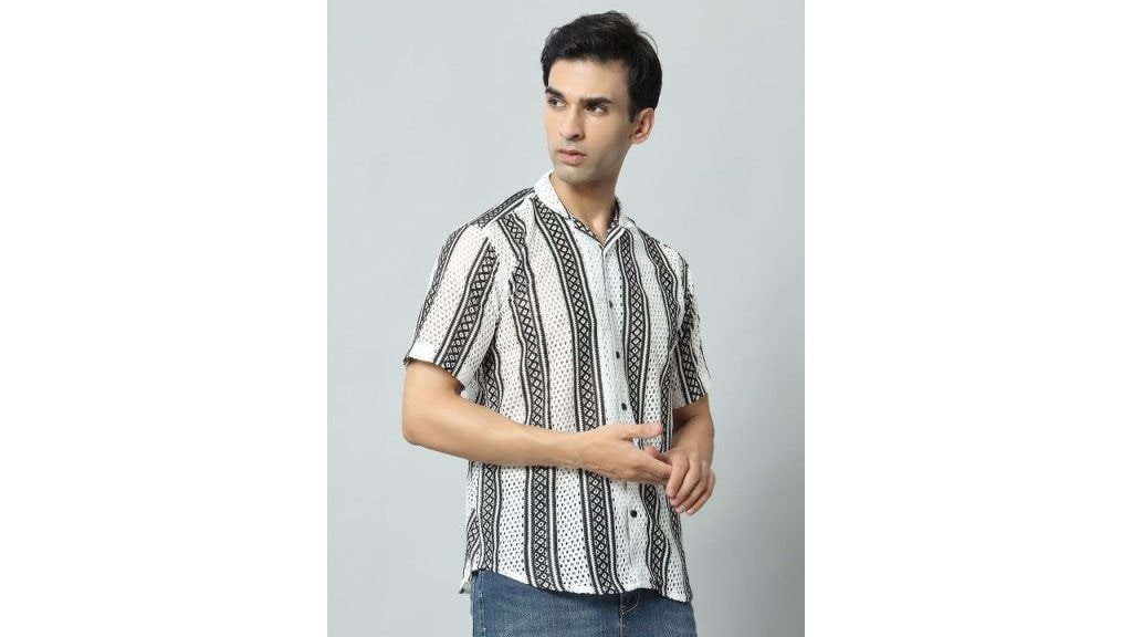 ELIXORIA Men Regular Fit Textured Cuban Collar Casual Shirt