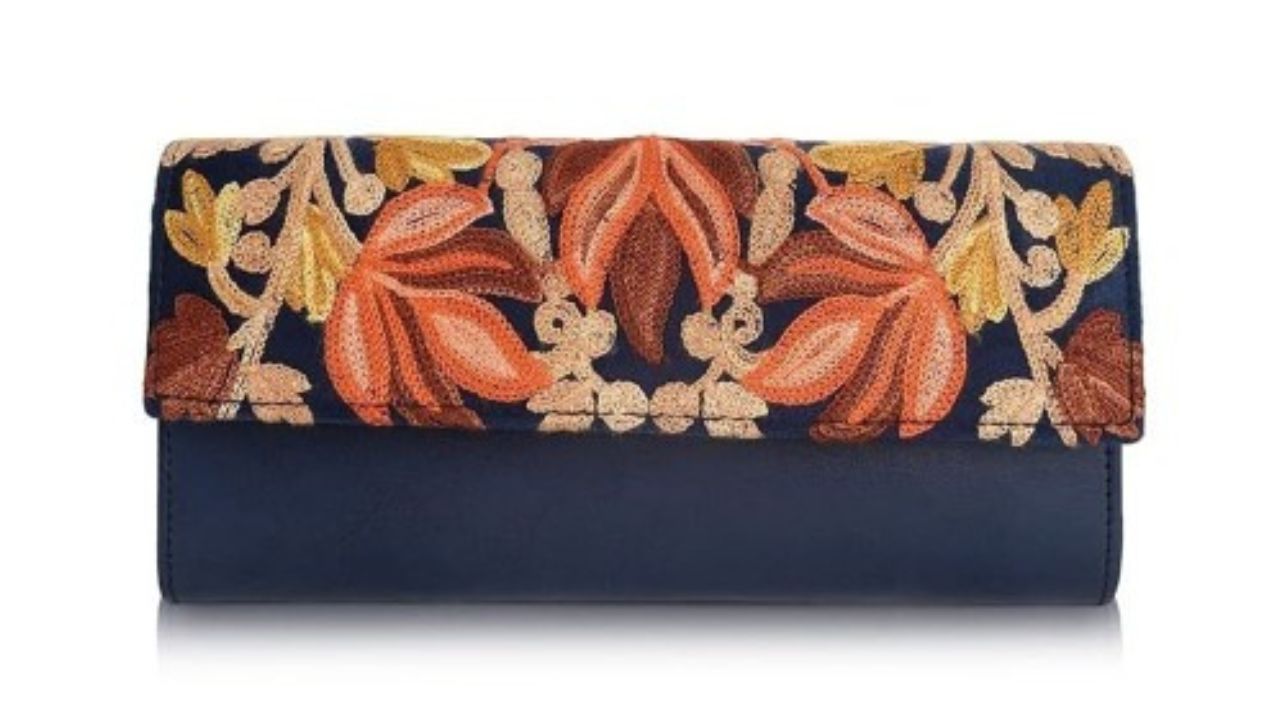 EVEDA Women Floral Embellished Structured Handheld Bag