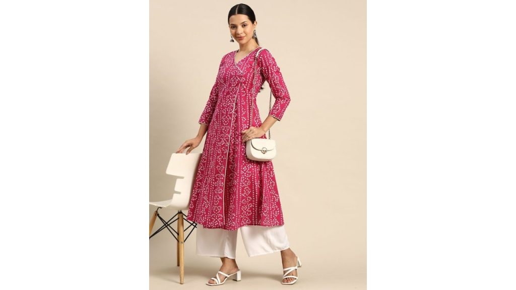 Effortless Everyday: Anayna’s Bandhani Kurta
